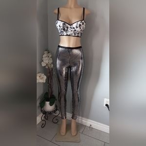 Forever 21 Metallic Sequin Knit Legging